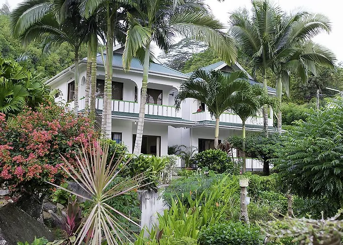 Evergreen Aparthotel Anse Royale